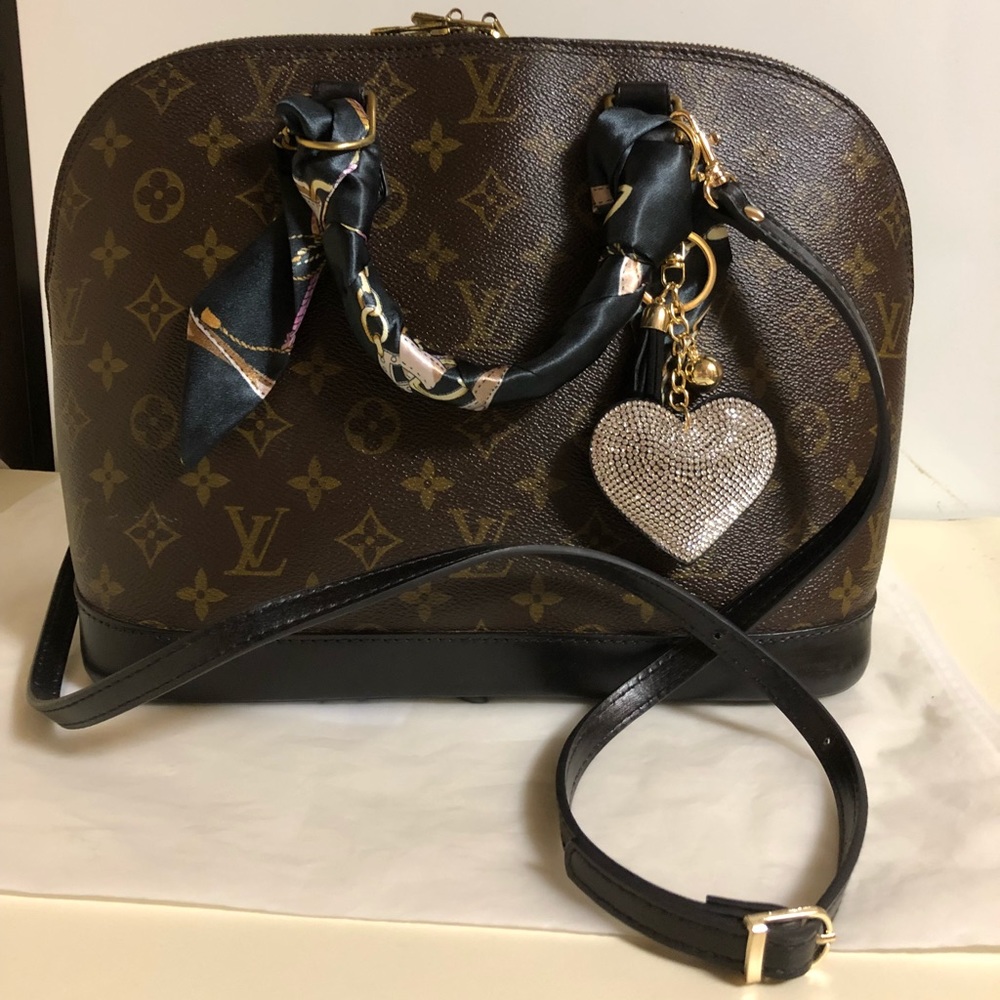 Black strap, 120 cm, faux leather